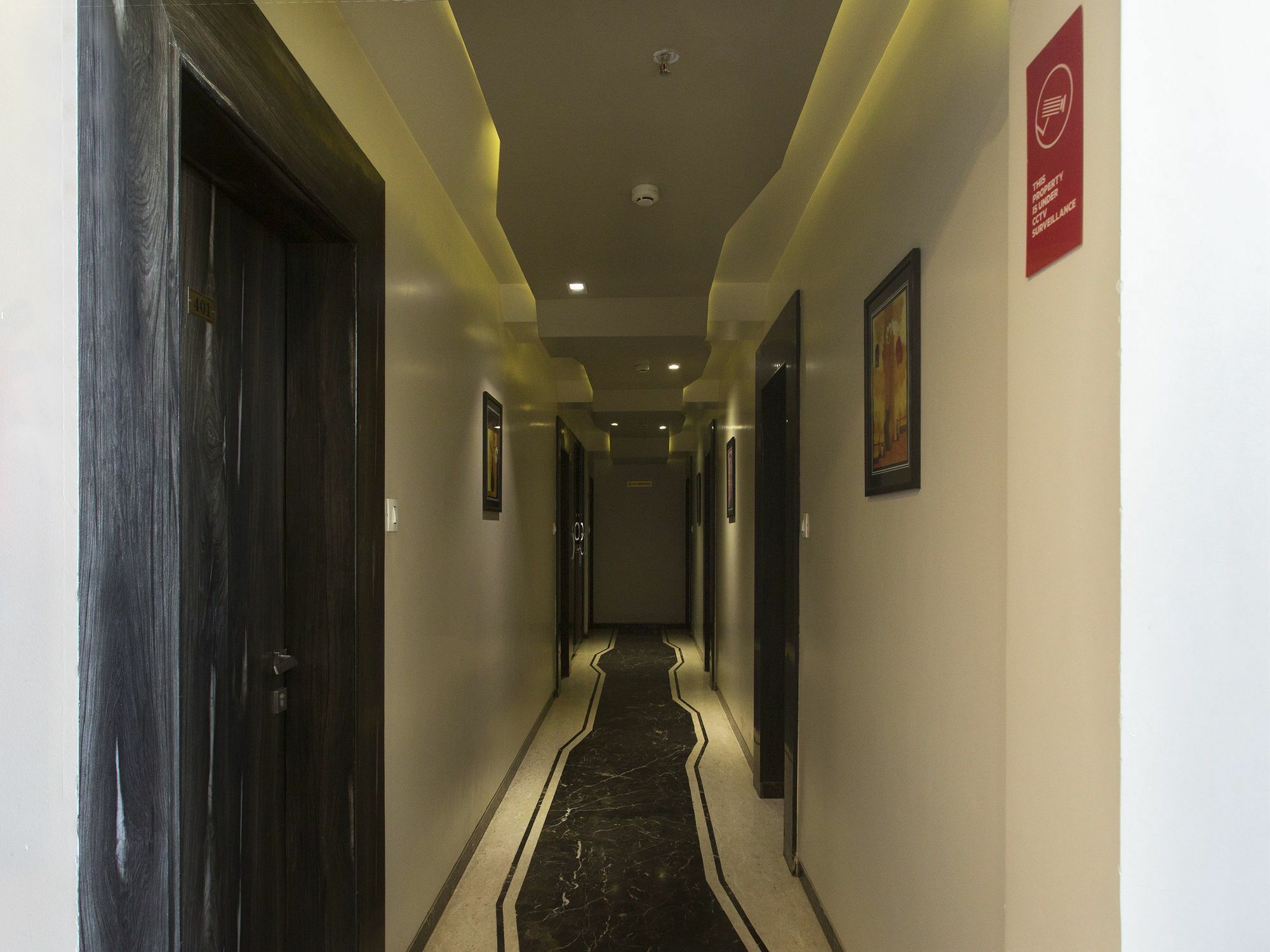 Townhouse Oak Regal Inn Near Sant Tukaram Nagar Metro Station Pimpri-Chinchwad Exterior foto